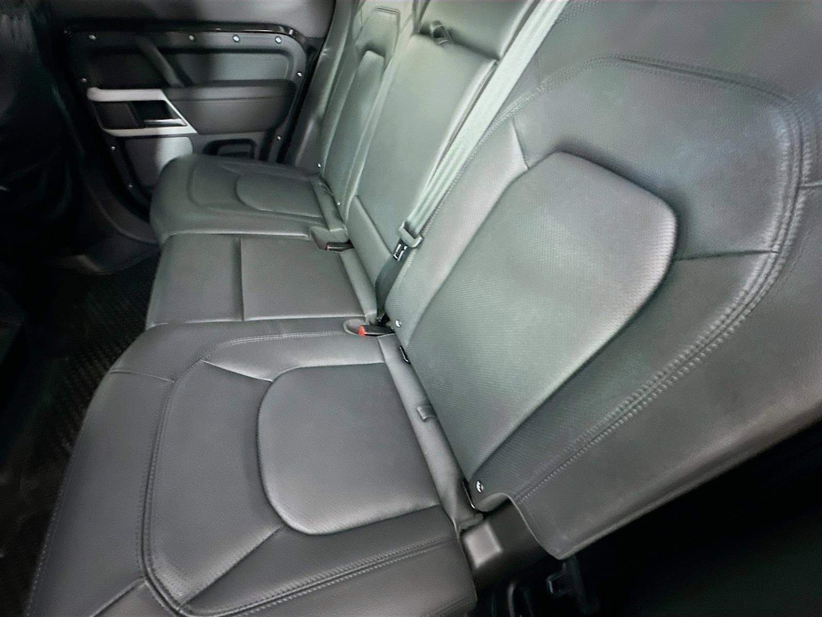 Used 2024 White Frost Land Rover S image 23
