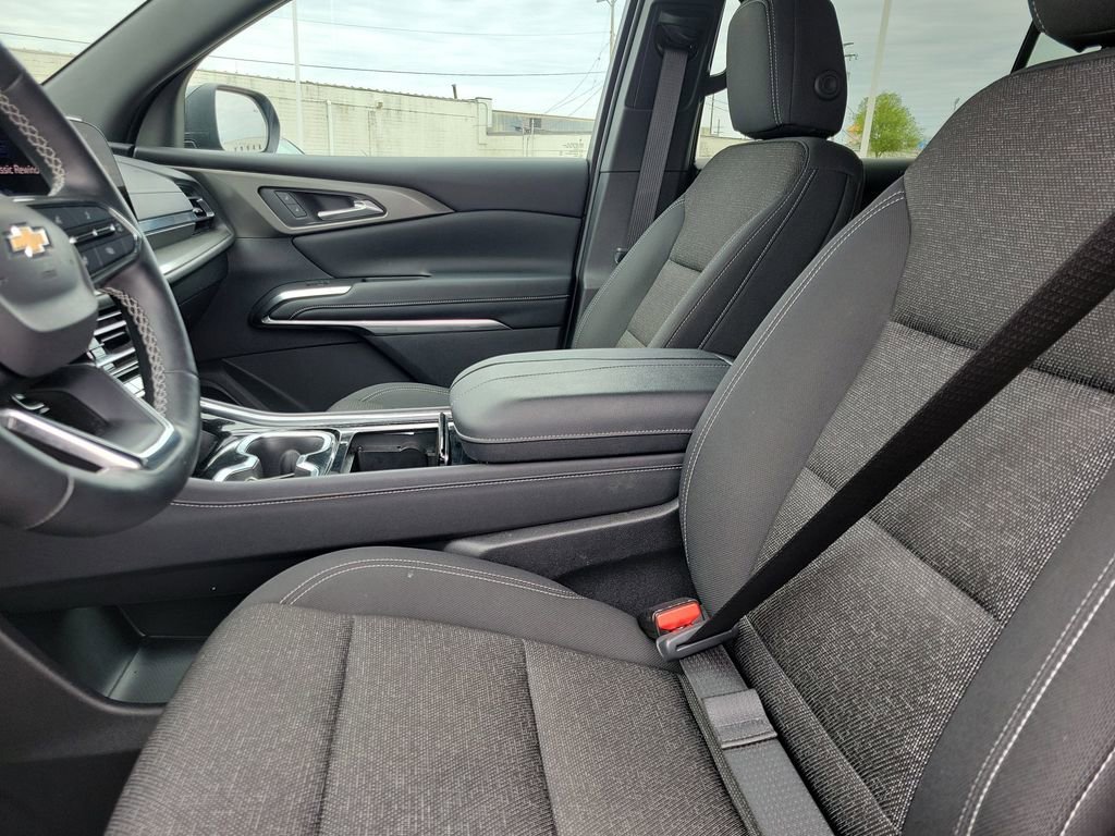 Used 2024 Lakeshore Blue Metallic Chevrolet LS image 21