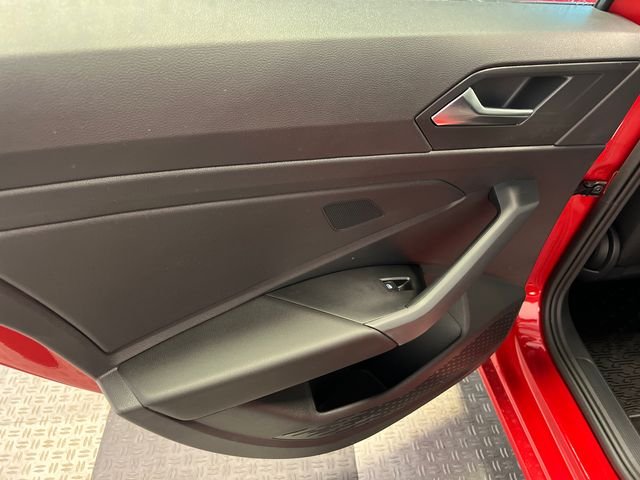 New 2026 Red Volkswagen 1.5T Sport image 10