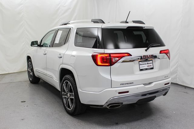 2017 GMC Acadia Denali - Photo 6