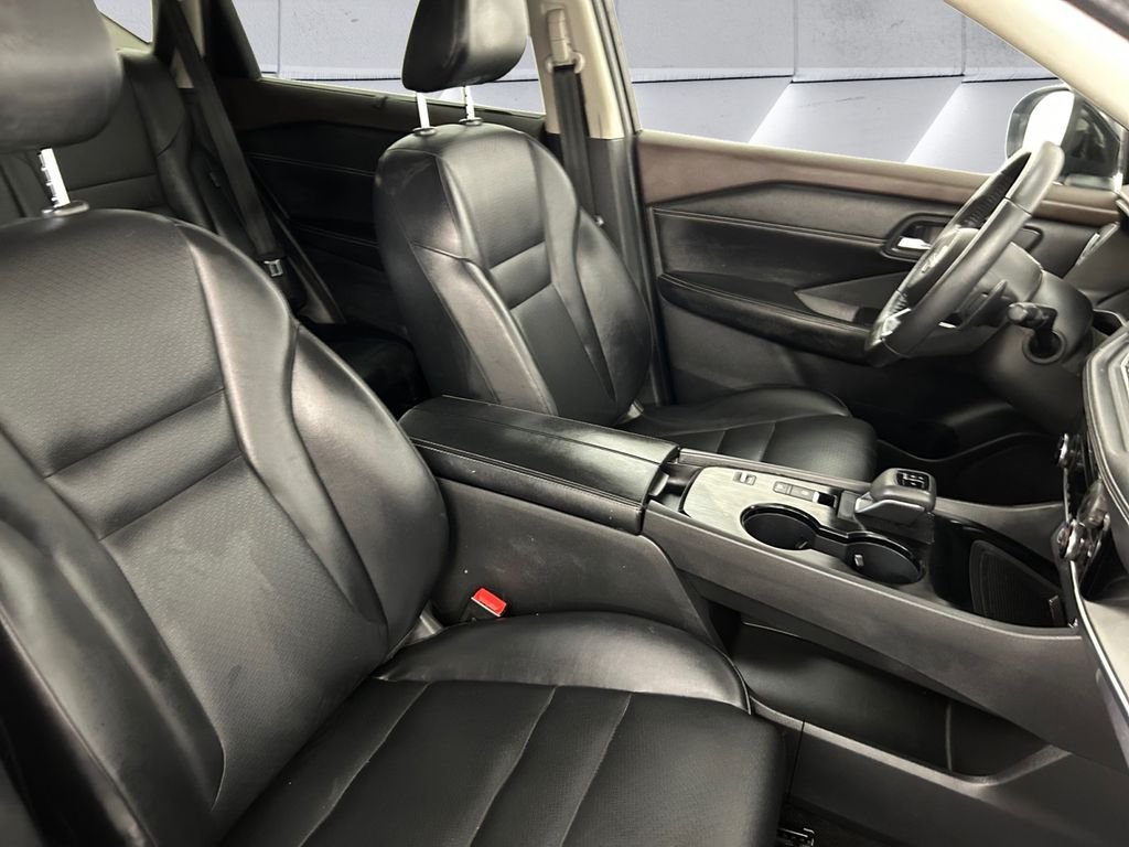 Used 2022 Black Nissan SV image 14