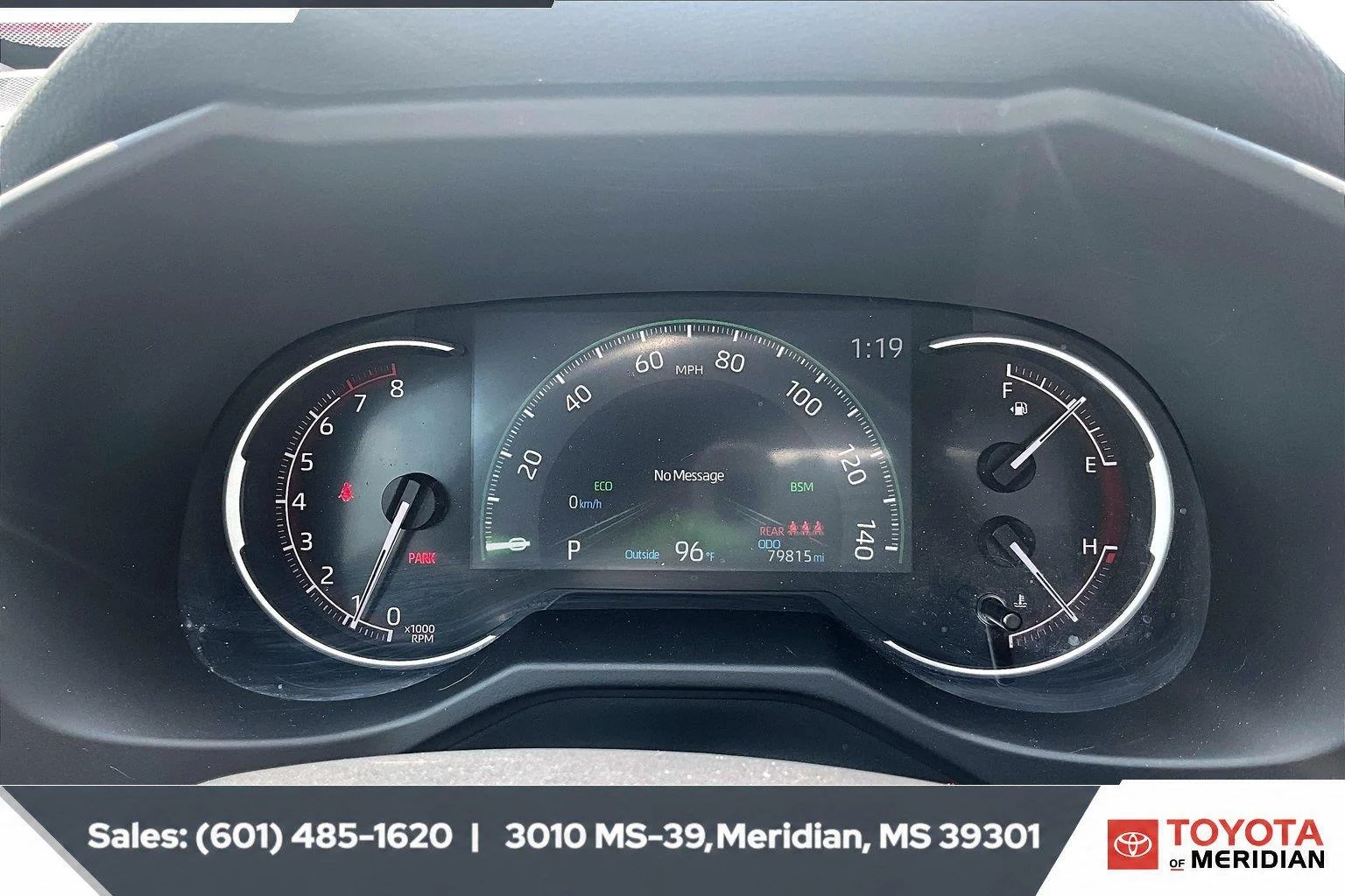 Used 2023 Magnetic Gray Metallic Toyota XLE Premium image 14