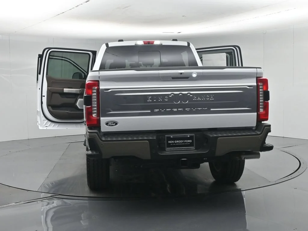 New 2027 Oxford White Ford King Ranch image 36