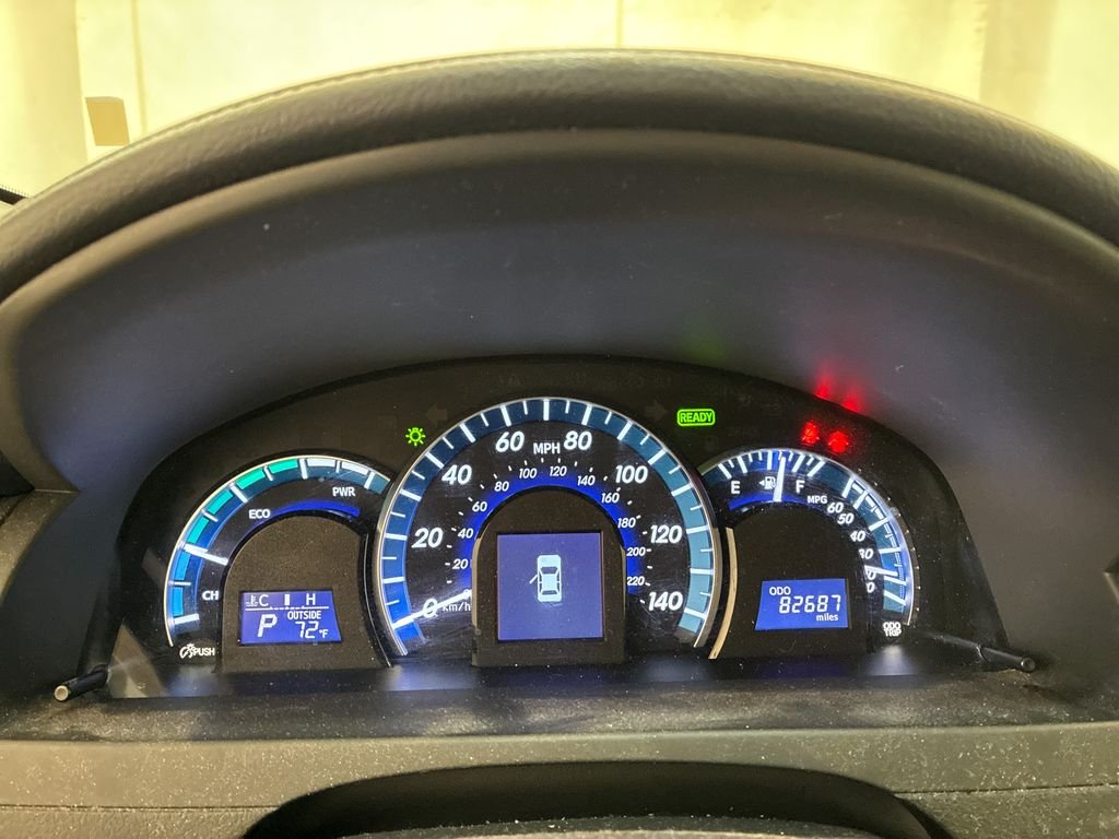 Used 2012 Black Toyota XLE image 12