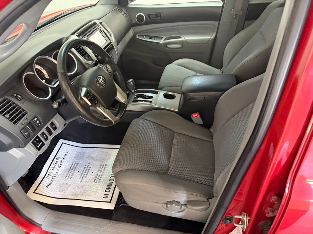 Used 2014 Barcelona Red Metallic Toyota Base image 16