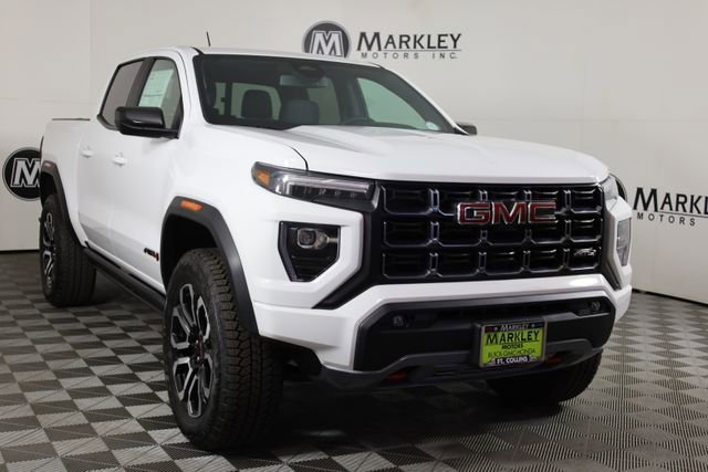 2025 GMC Canyon AT4 - Photo 26