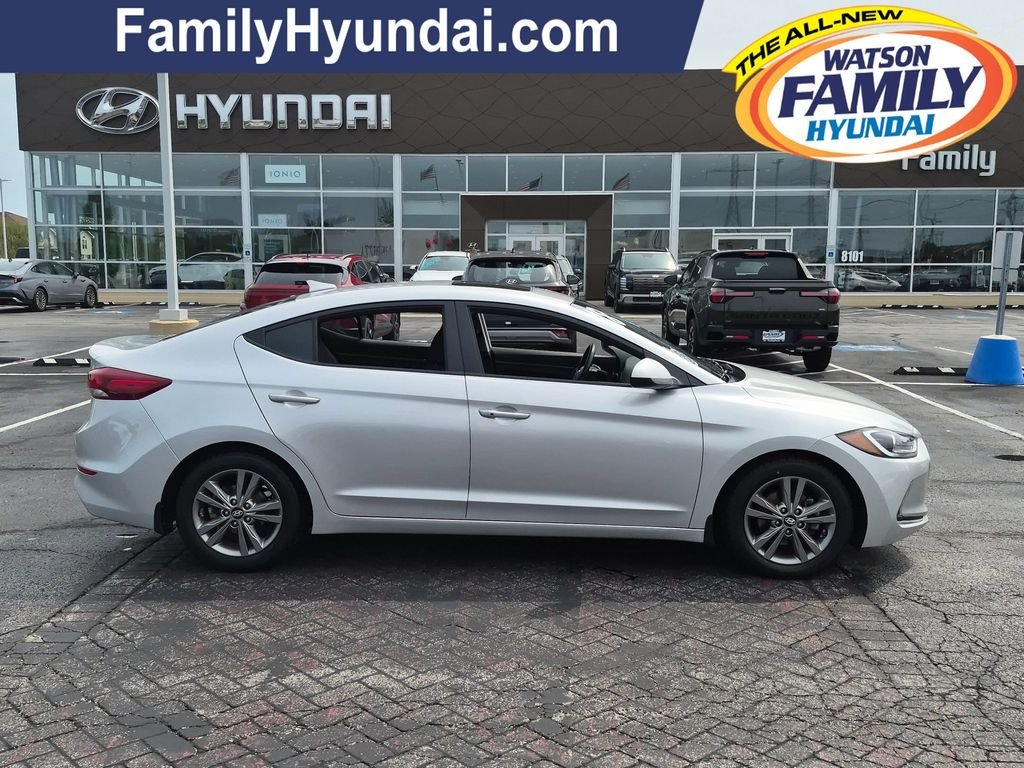 Used 2018 Silver Hyundai Value Edition image 2