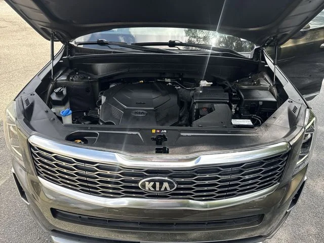 Used 2020 Green Kia EX image 34
