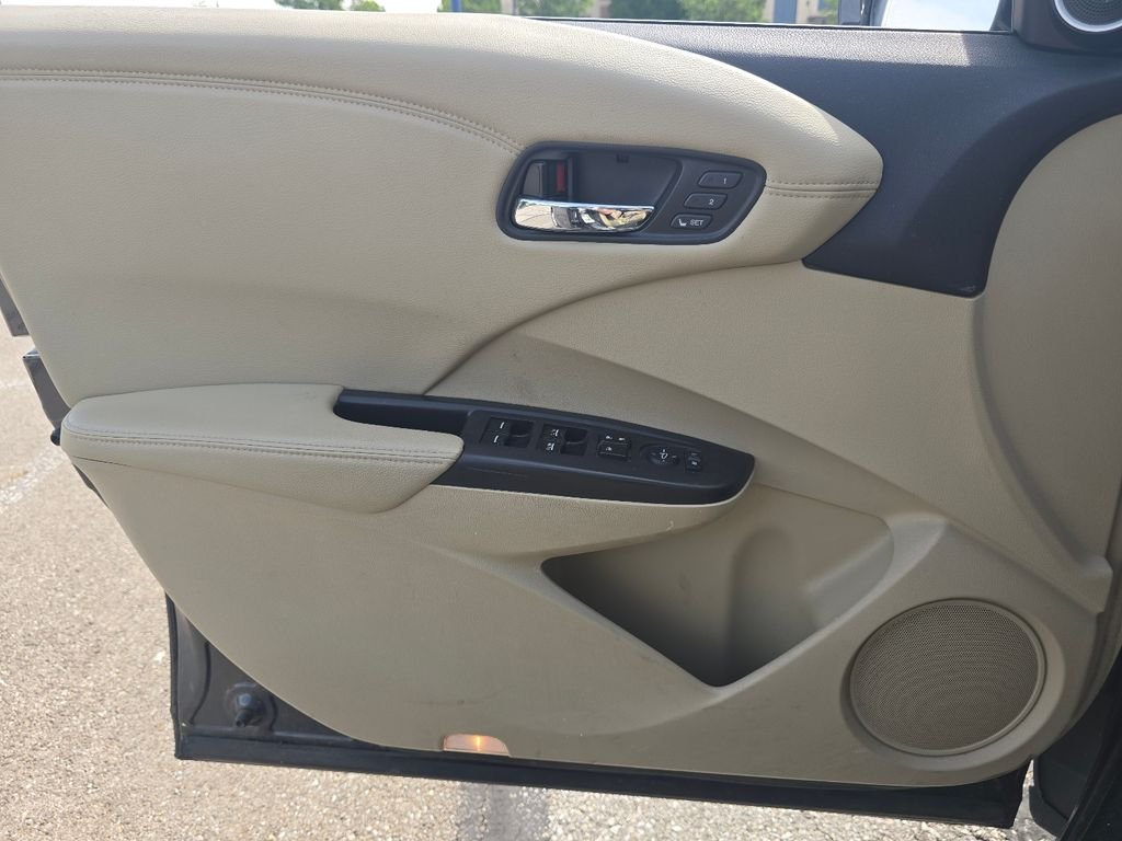 Used 2015 Graphite Luster Metallic Acura  image 21