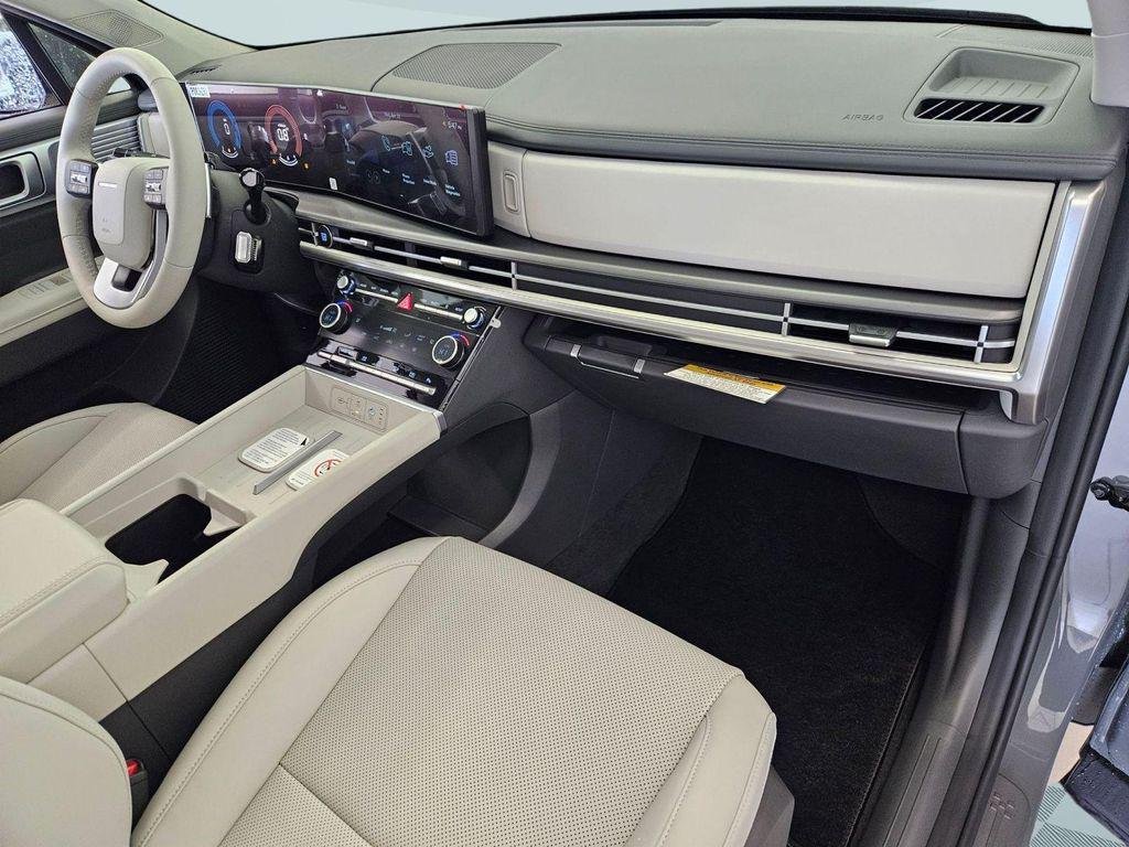 New 2026 Gray Hyundai SEL AWD image 31