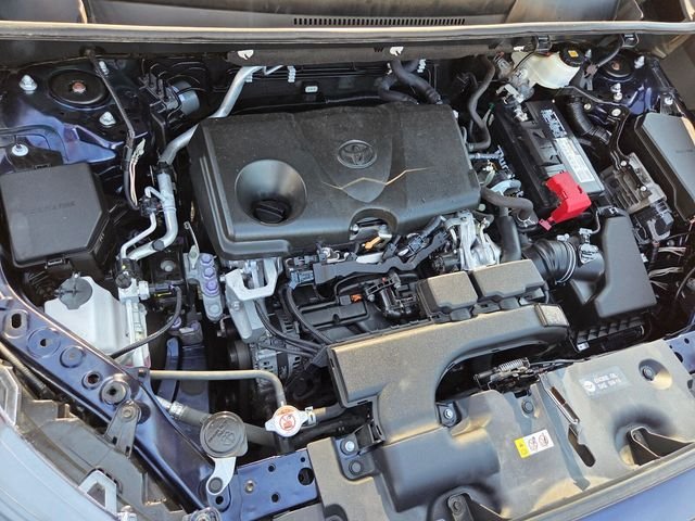 Used 2020  Toyota XLE image 20