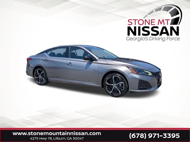 2024 Nissan Altima 2.5 SR's photo