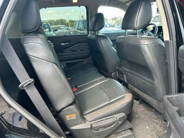 Used 2024 Black Nissan SL image 14