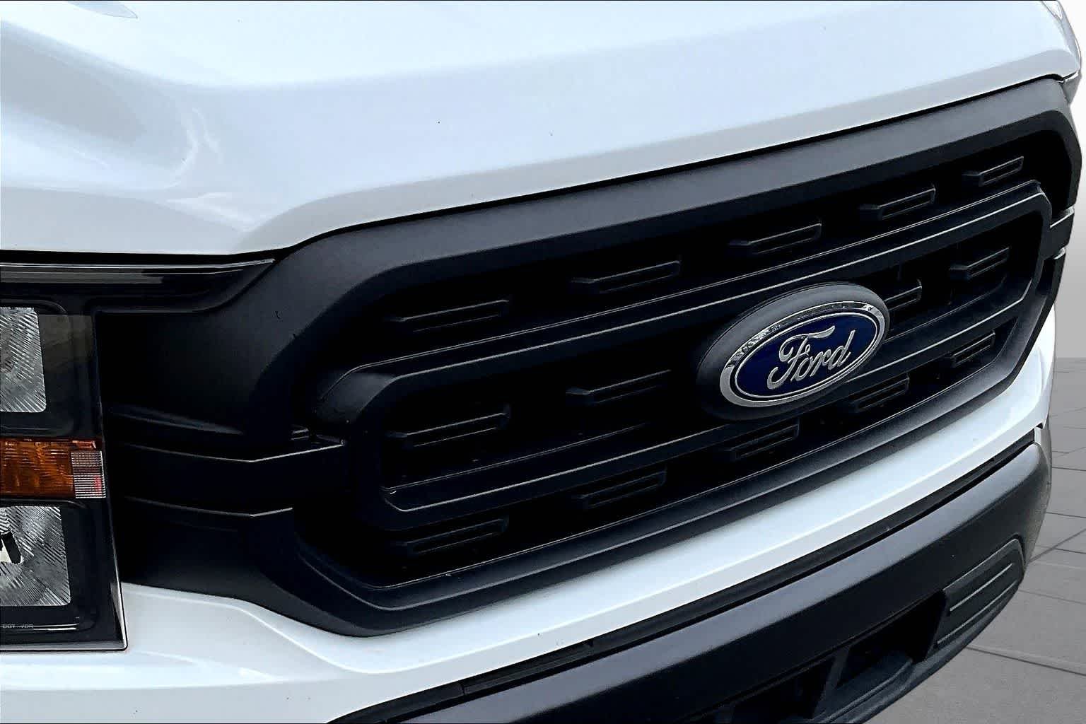 Certified Used 2023 Oxford White Ford XL image 25
