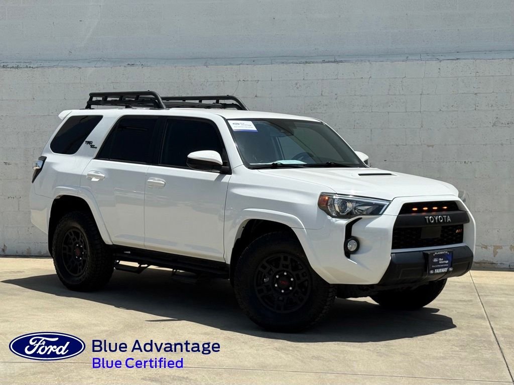 2020 Toyota 4Runner Off-Road 4WD V6's photo