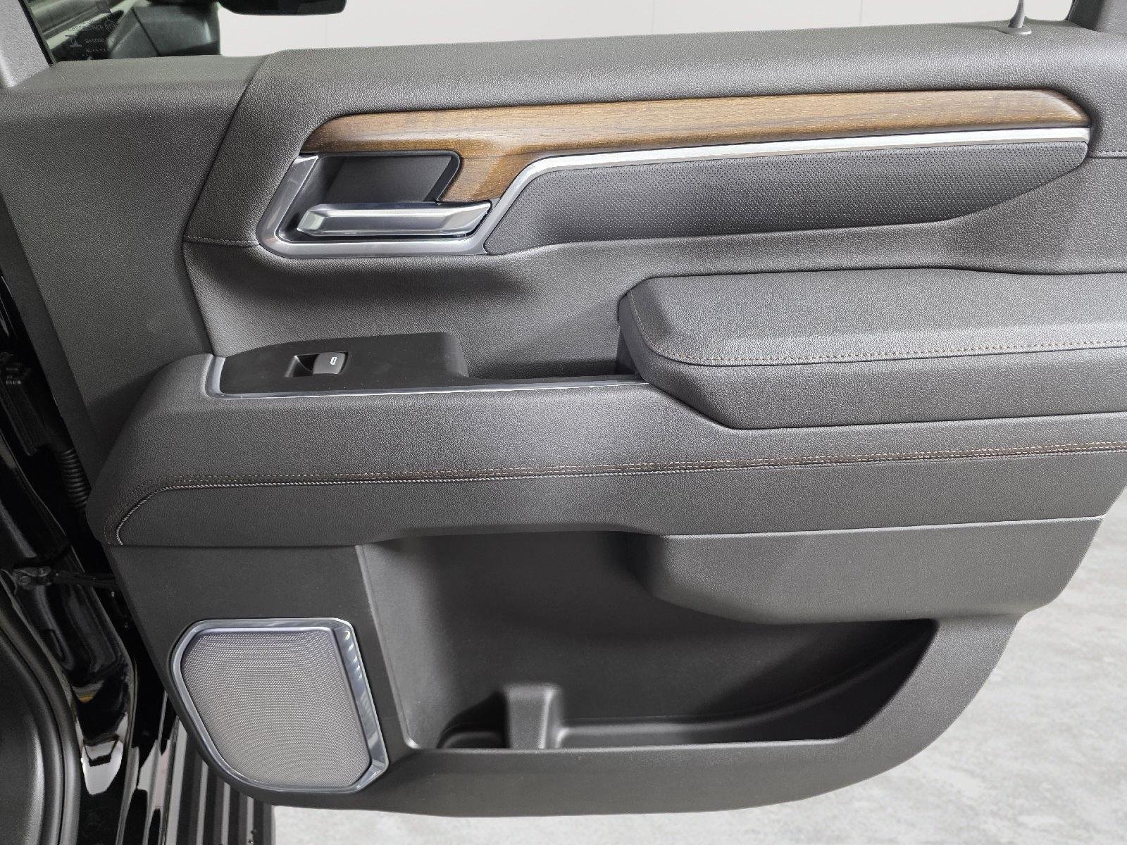 2026 Chevrolet Silverado 2500 HD High Country - Photo 23