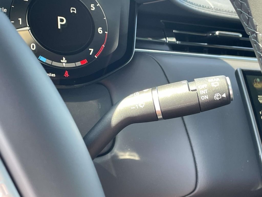 New 2026 Borasco Grey Land Rover Dynamic SE image 31