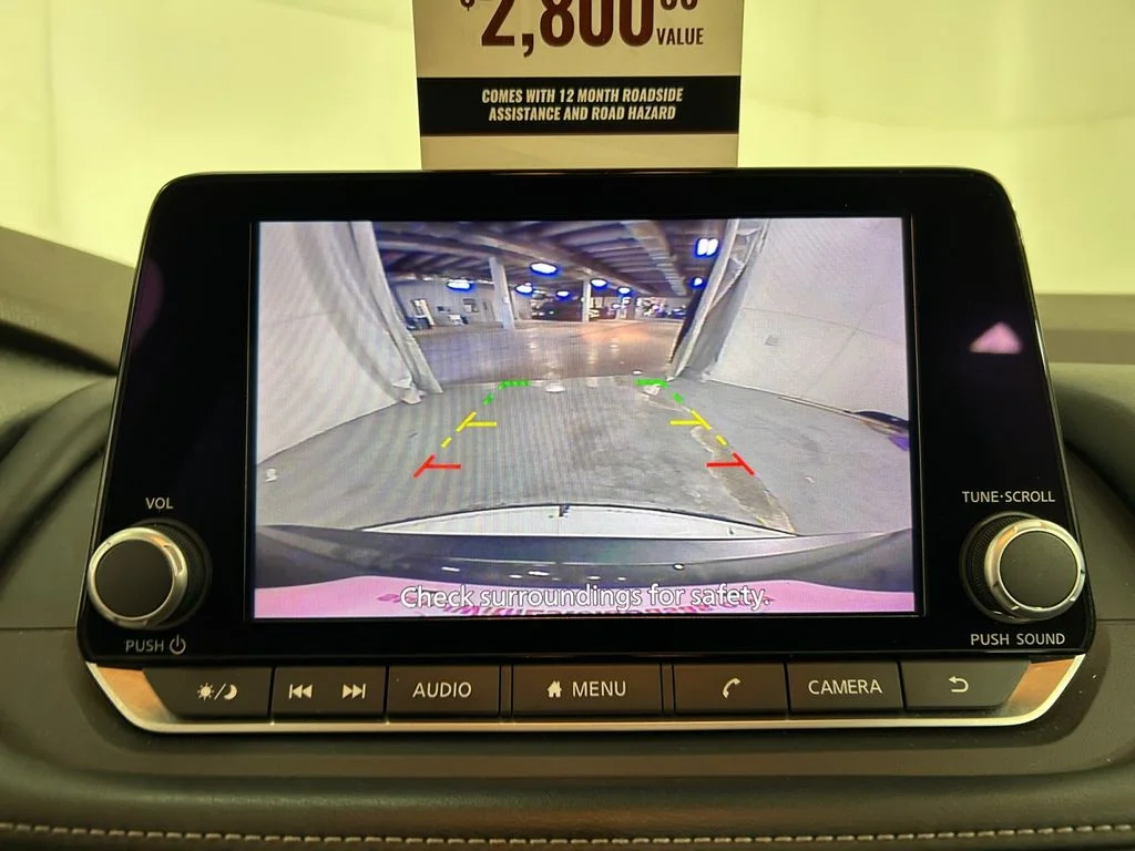 Used 2023 Gray Nissan S image 26