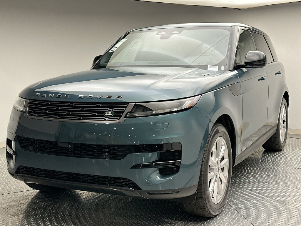 Used 2025 Giola Green Metallic Land Rover SE image 1