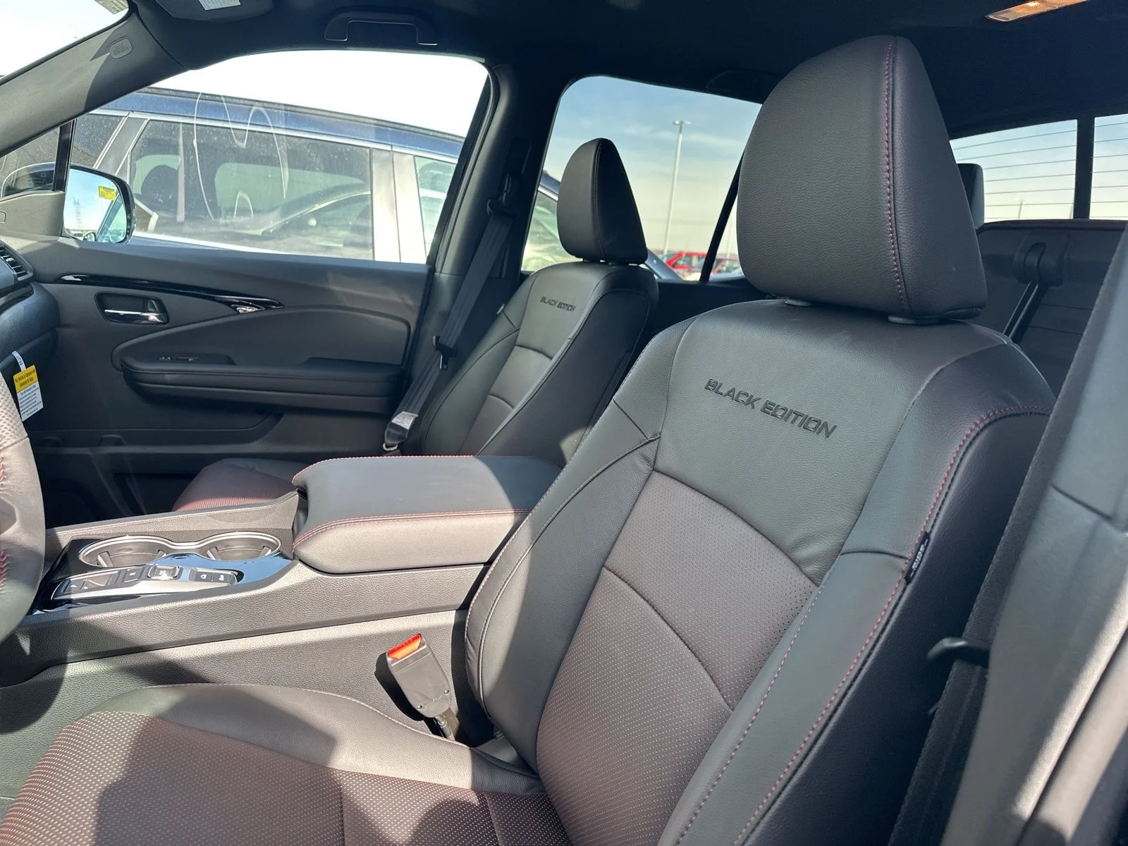 2026 Honda Ridgeline Black Edition - Photo 13
