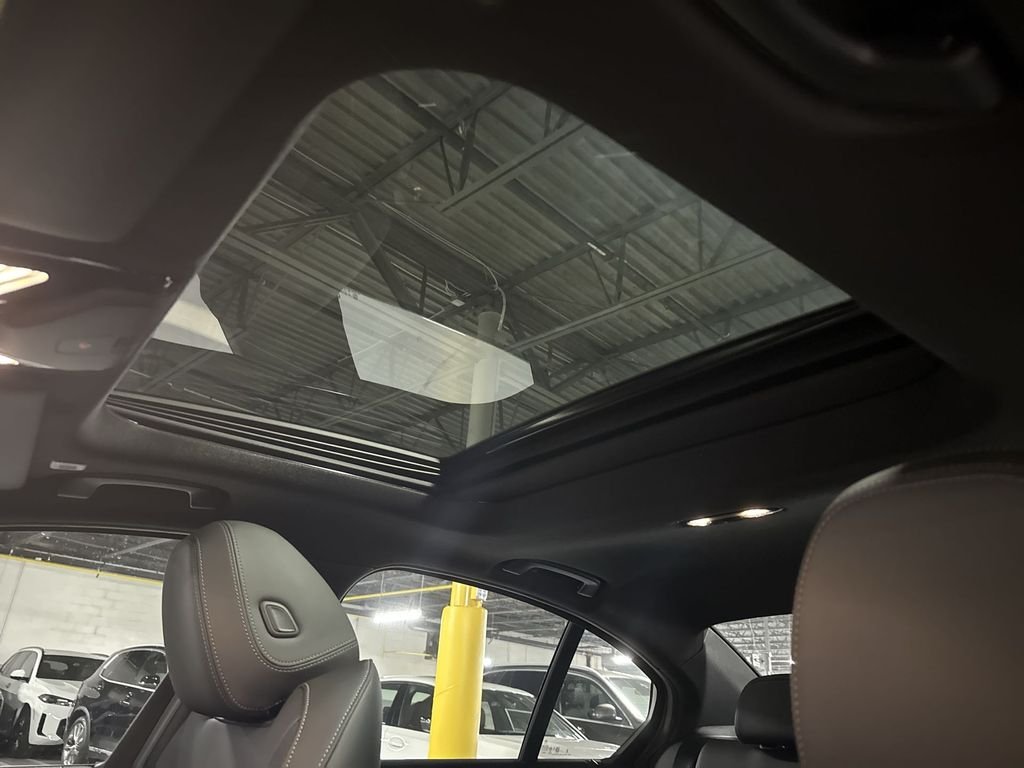 New 2026 Black Sapphire Metallic BMW 330i xDrive image 22