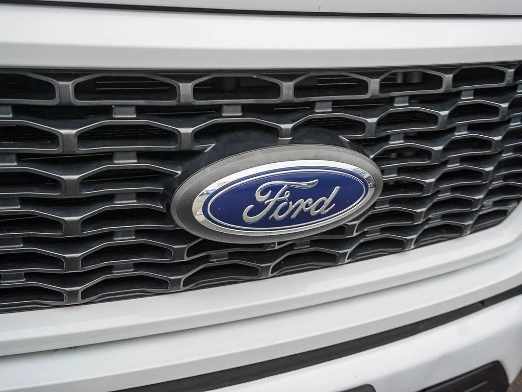 Used 2023 White Ford XL image 12