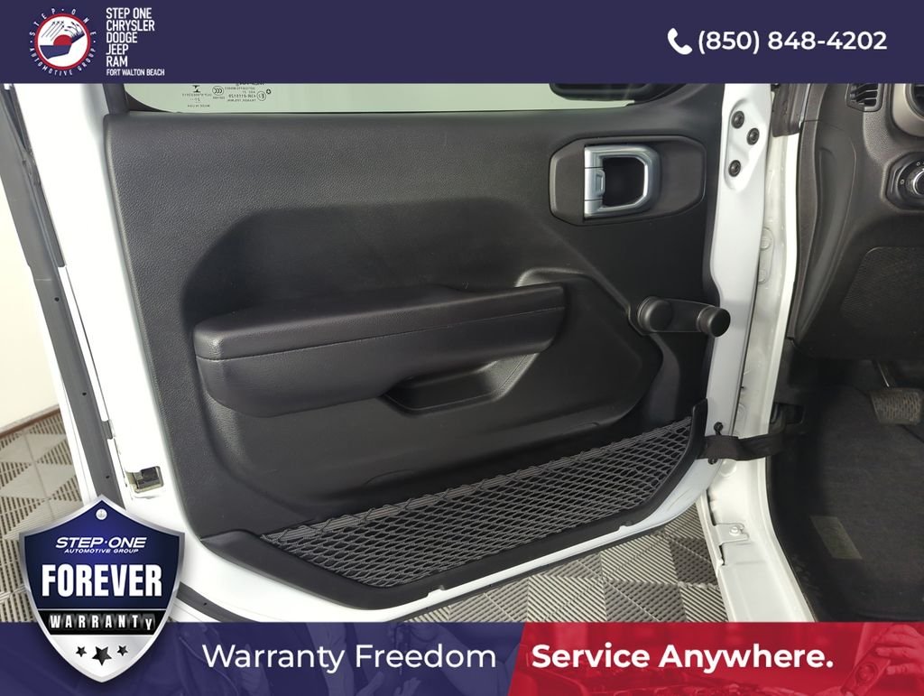 Used 2021 White Jeep Sport image 17