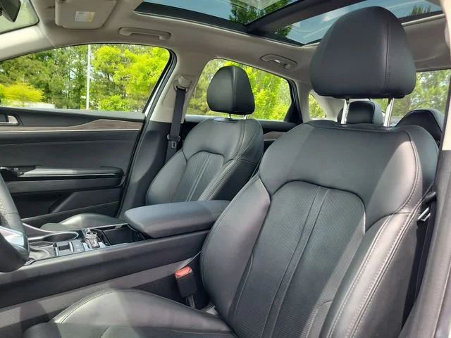 2023 Kia K5 EX - Photo 12