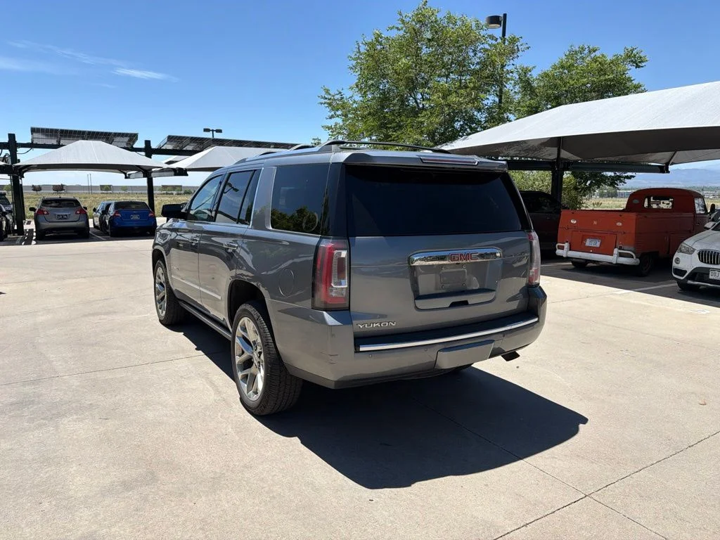 Used 2019 Steel Metallic GMC Denali image 3