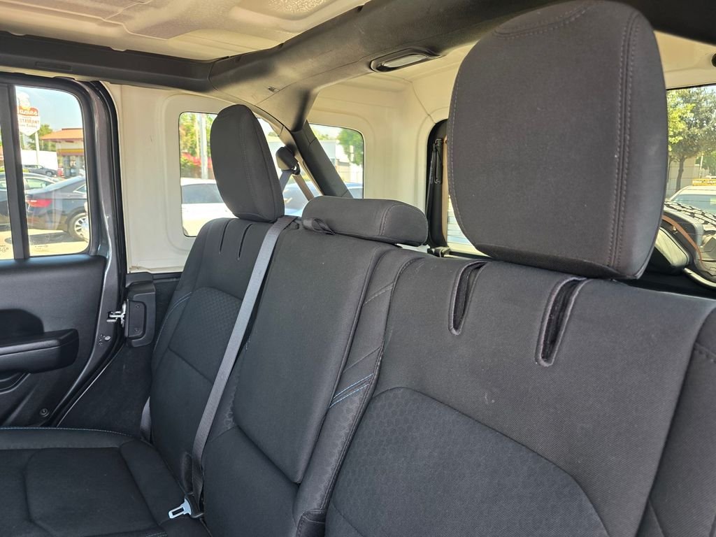 Used 2024 Gray Jeep Rubicon 4xe image 18
