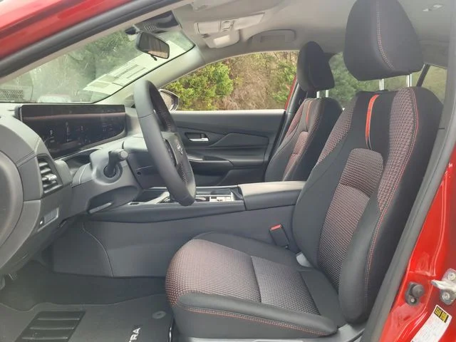 New 2026 Scarlet Ember Tintcoat Nissan SR image 9