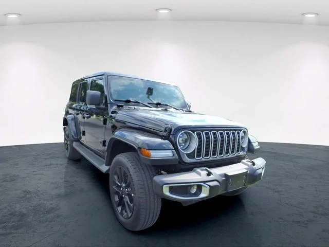 Used 2025 Black Jeep Sahara 4xe image 9