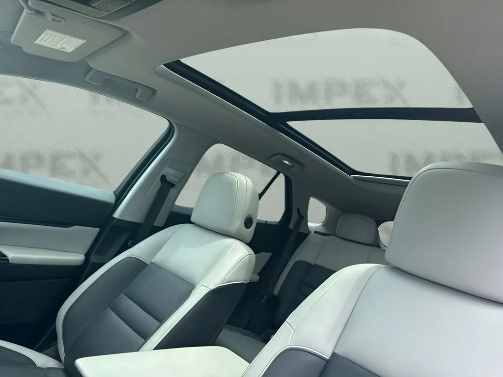 Used 2025 White Honda 1SE image 8