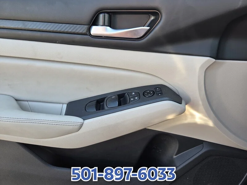 Used 2025 Garnet Pearl NISSAN SV FWD image 24
