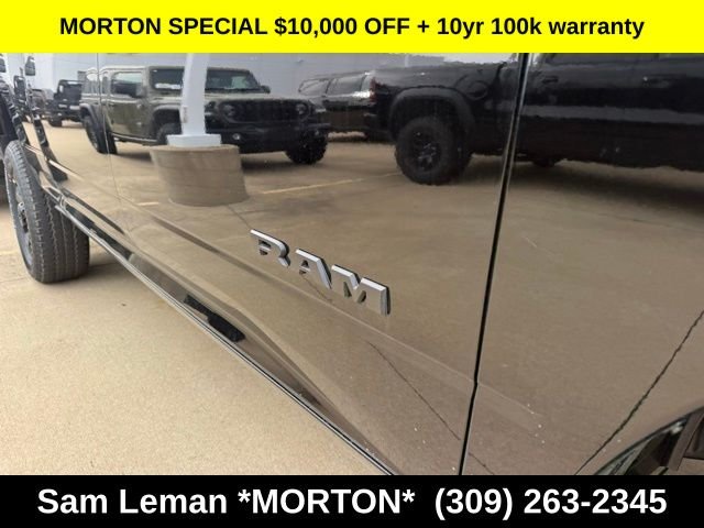 New 2026 Diamond Black Crystal Pearl-Coat Exterior Paint Ram Big Horn image 7