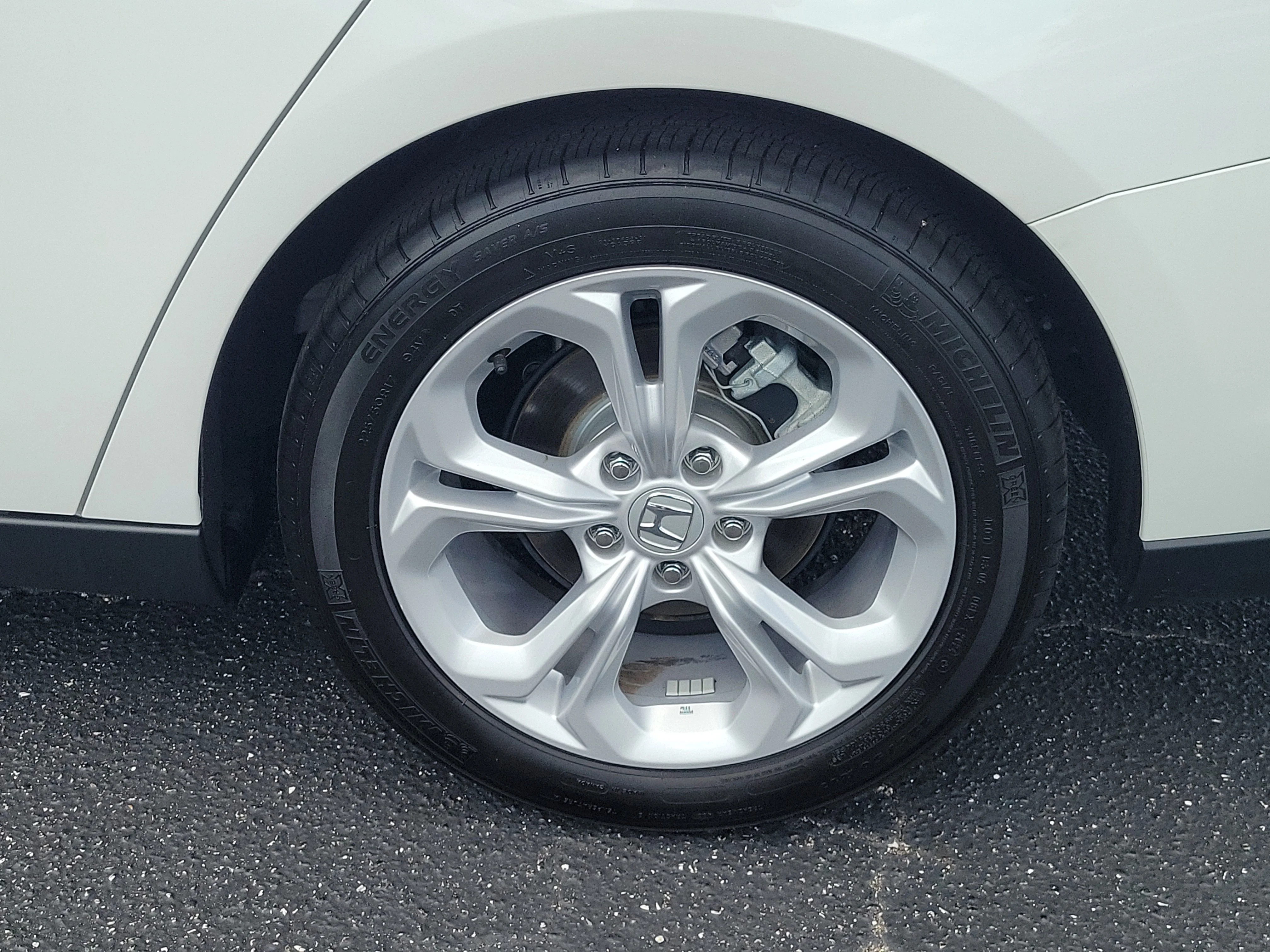 Certified Used 2025 Platinum White Pearl Honda LX image 61