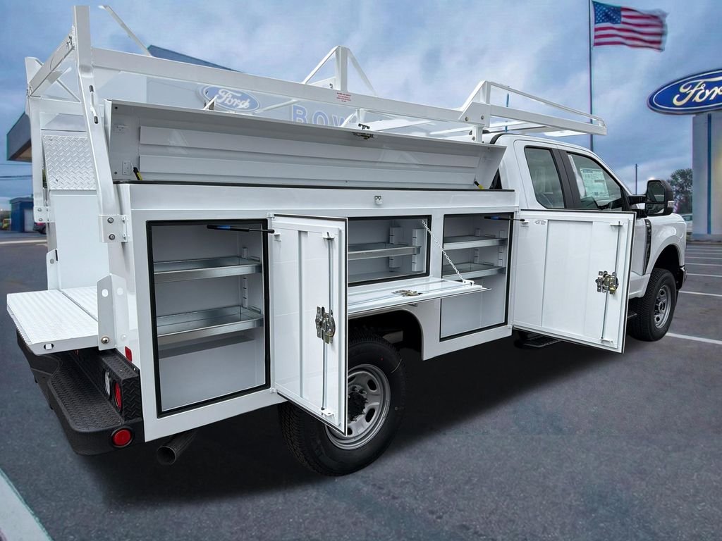 New 2026 Oxford White Ford Service Body image 20