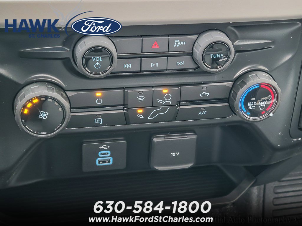 New 2026 Oxford White Ford F-450® XL image 13