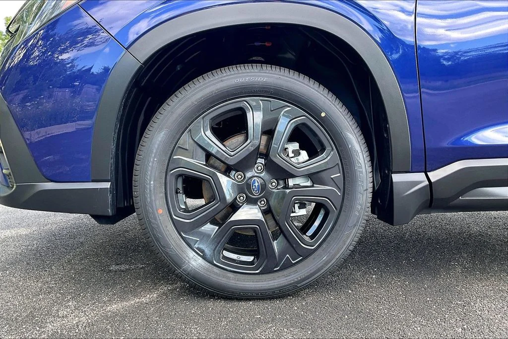 New 2026 SAPPHIRE BLUE PEARL Subaru Onyx Edition Touring 7-Passenger image 12