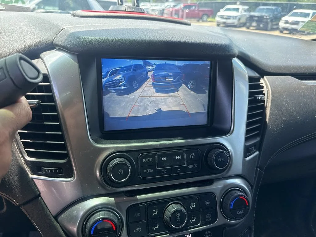 Used 2020 SATIN STEEL METALLIC Chevrolet LT image 6