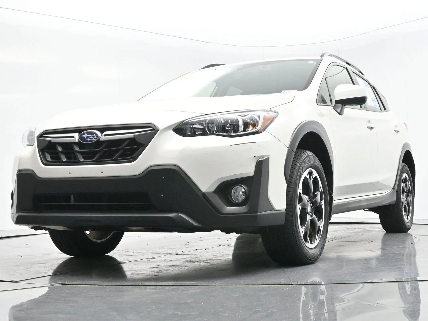 Used 2023 Crystal White Pearl Subaru Premium image 44