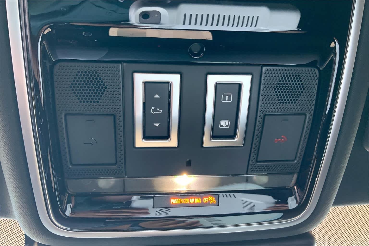 2025 Land Rover Range Rover Velar Dynamic SE - Photo 20