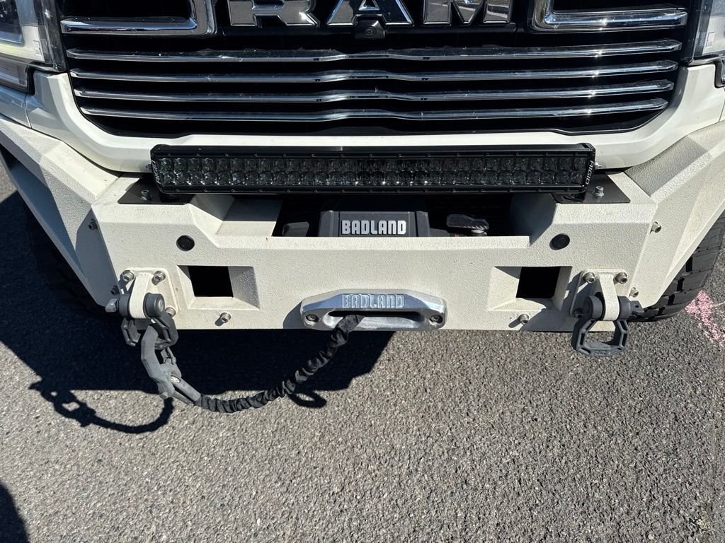 Used 2020 White Ram Laramie image 3