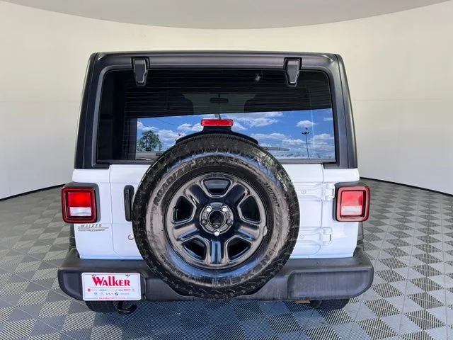 Used 2024 White Jeep Sport image 6