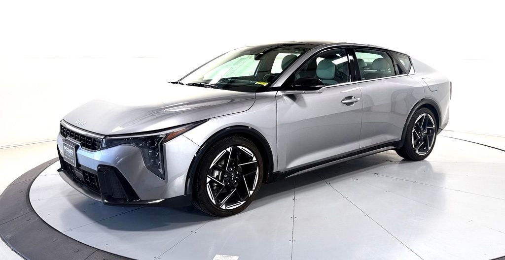 Used 2025 Gray Kia GT-Line image 8
