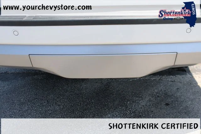 Used 2022 White Ford Limited image 5