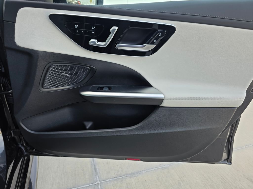 New 2026 Graphite Grey Metallic Mercedes-Benz C 300 image 17