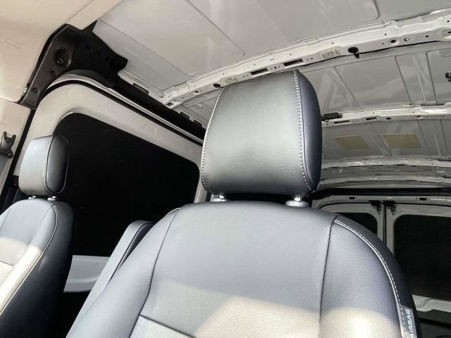 New 2026 Oxford White Ford Base image 30
