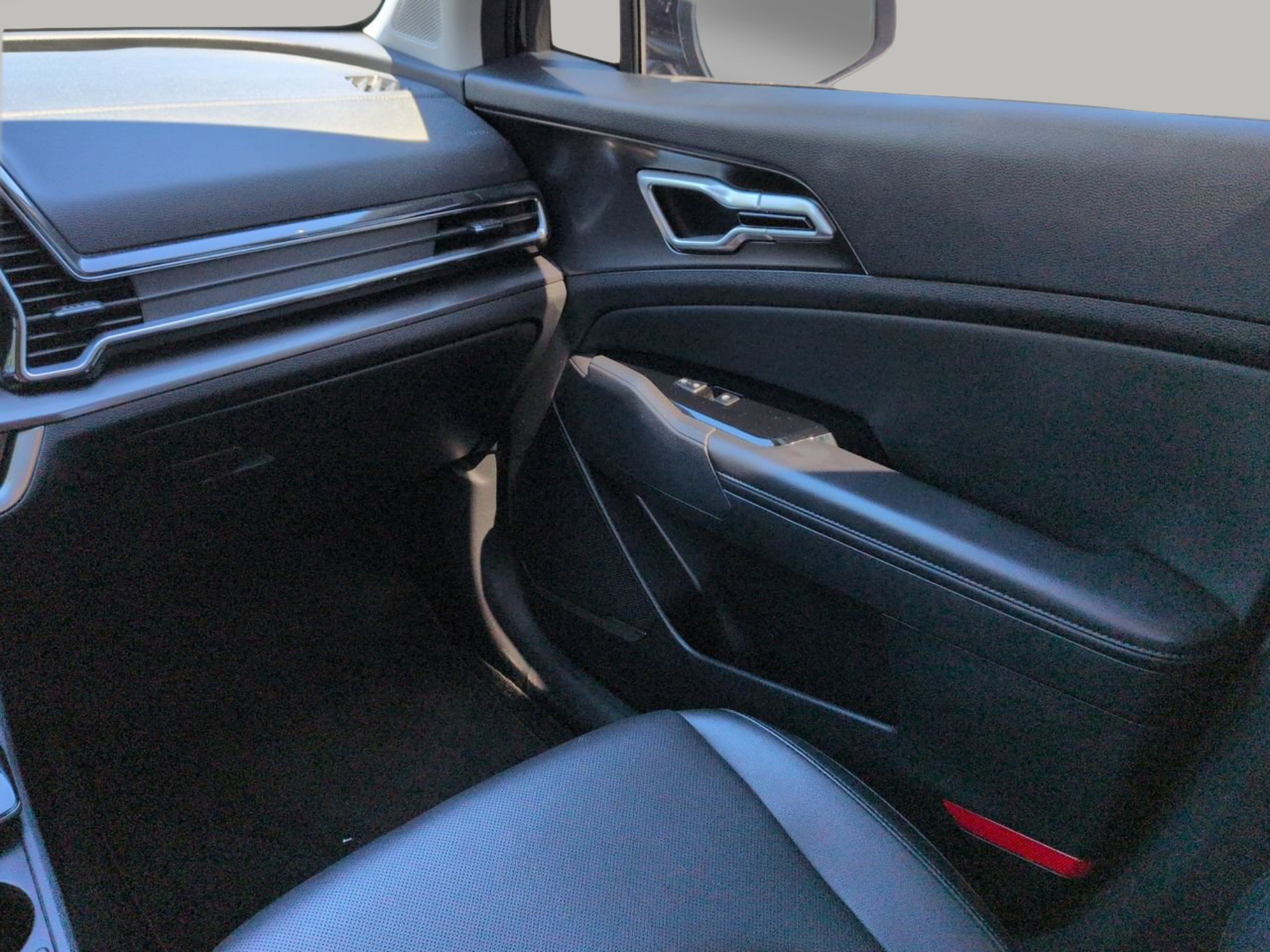 Certified Used 2024 Ebony Black Kia EX image 18