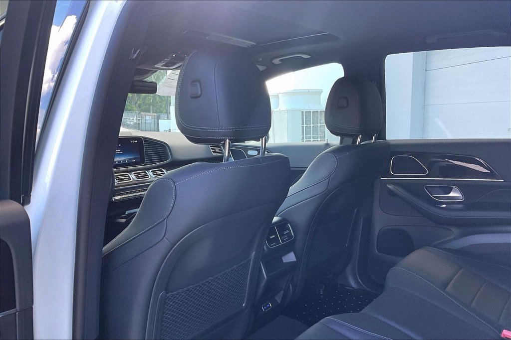 Certified Used 2026 White Mercedes-Benz GLE 450e image 29